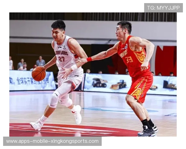 任骏飞冲抢意识极佳,广东抢出大量前场球